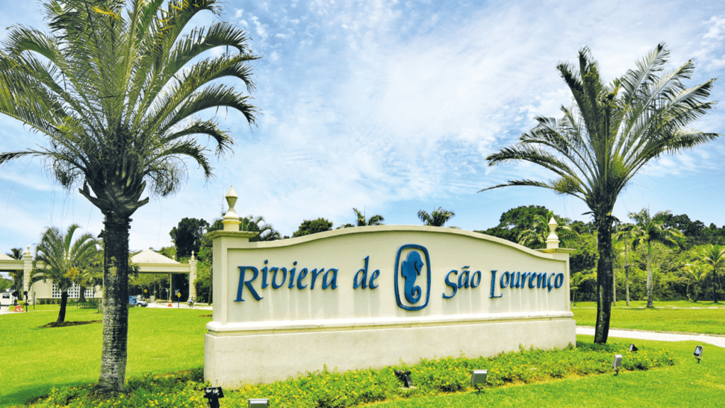 Pórtico de entrada da Riviera